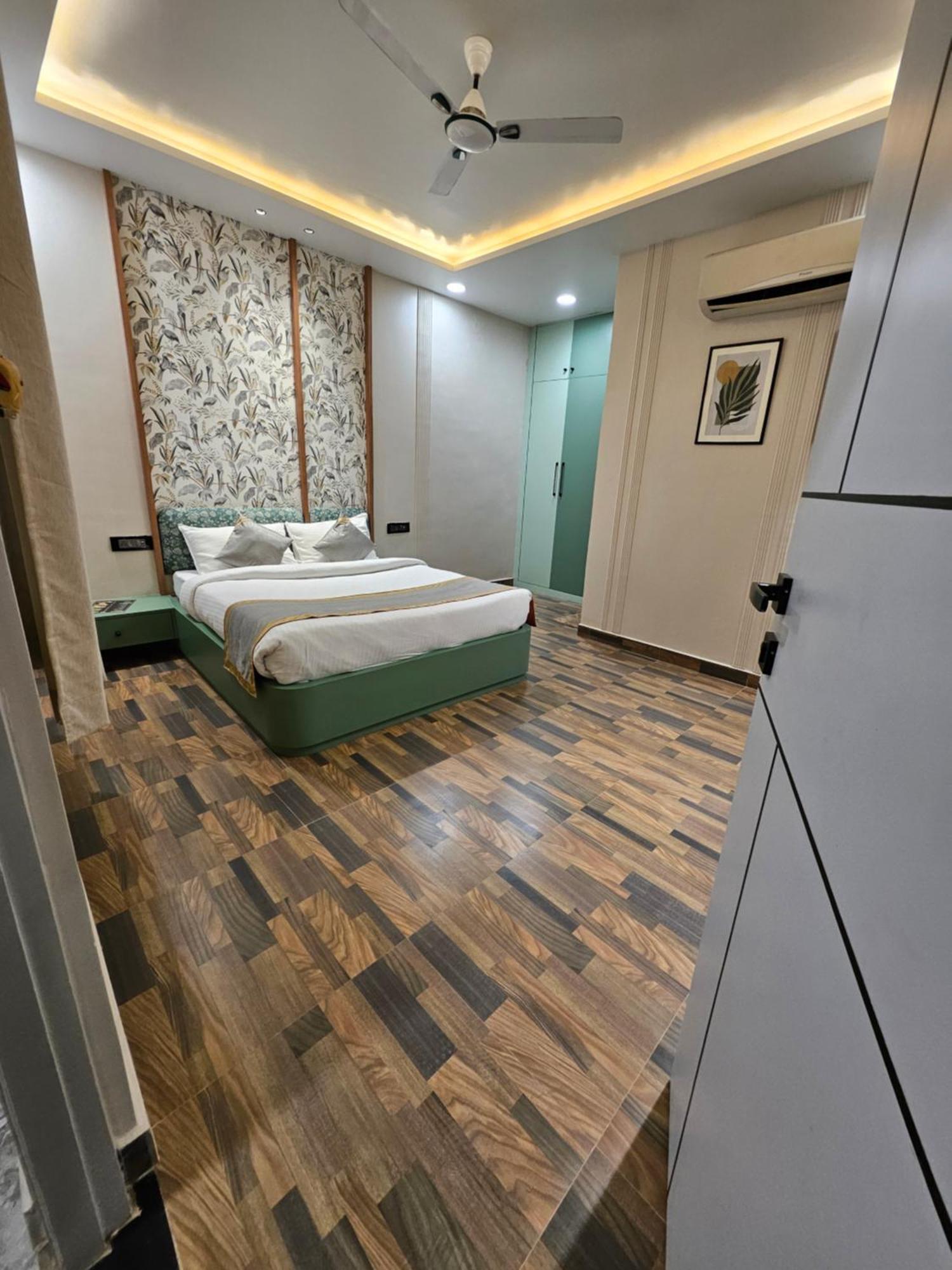 Dashrath Inn Near Ramjanmbhoomi Ayodhya 外观 照片