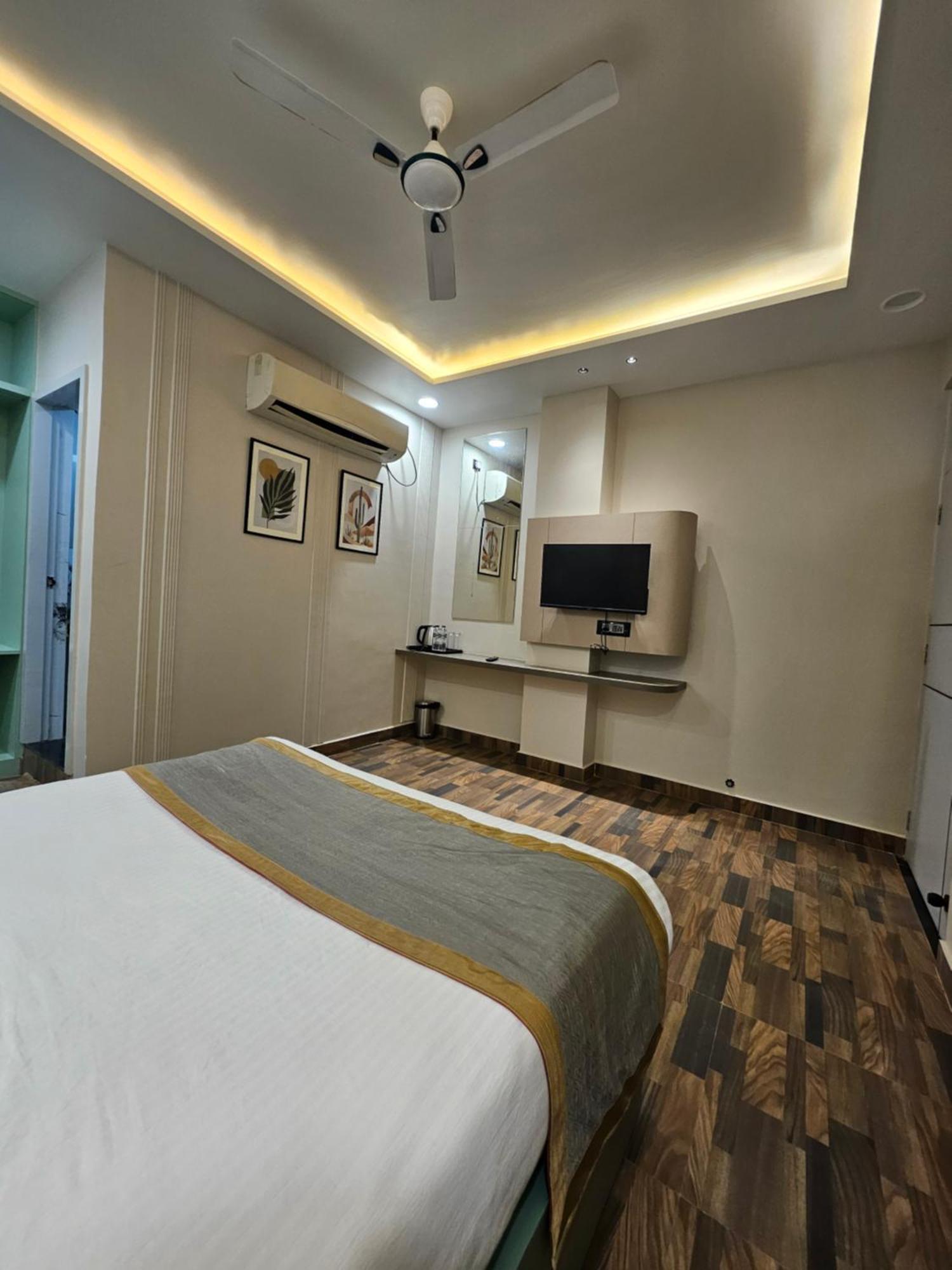 Dashrath Inn Near Ramjanmbhoomi Ayodhya 外观 照片
